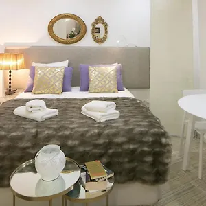 https://central-lisbon-gold-studio.hotels-lisbon-portugal.com